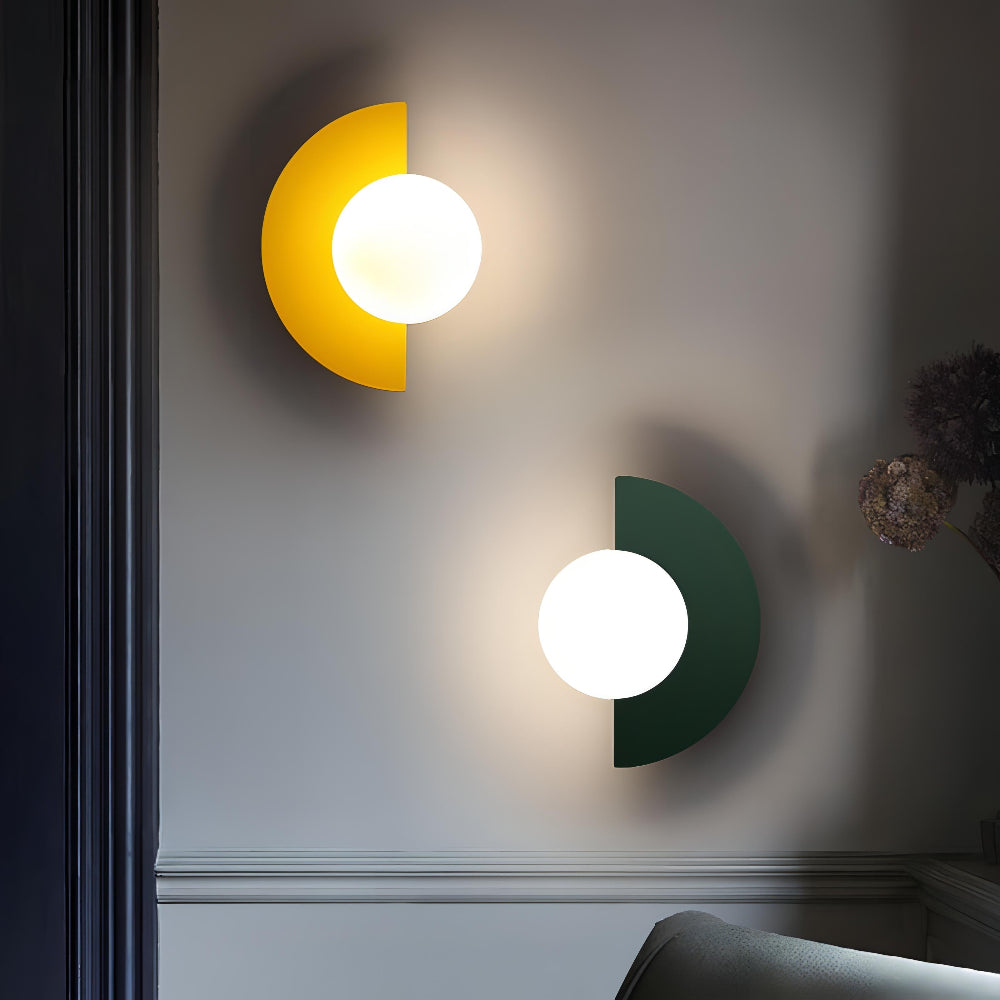 Lunaris Half-Moon LED Wall Light – Nordic Minimalist Design