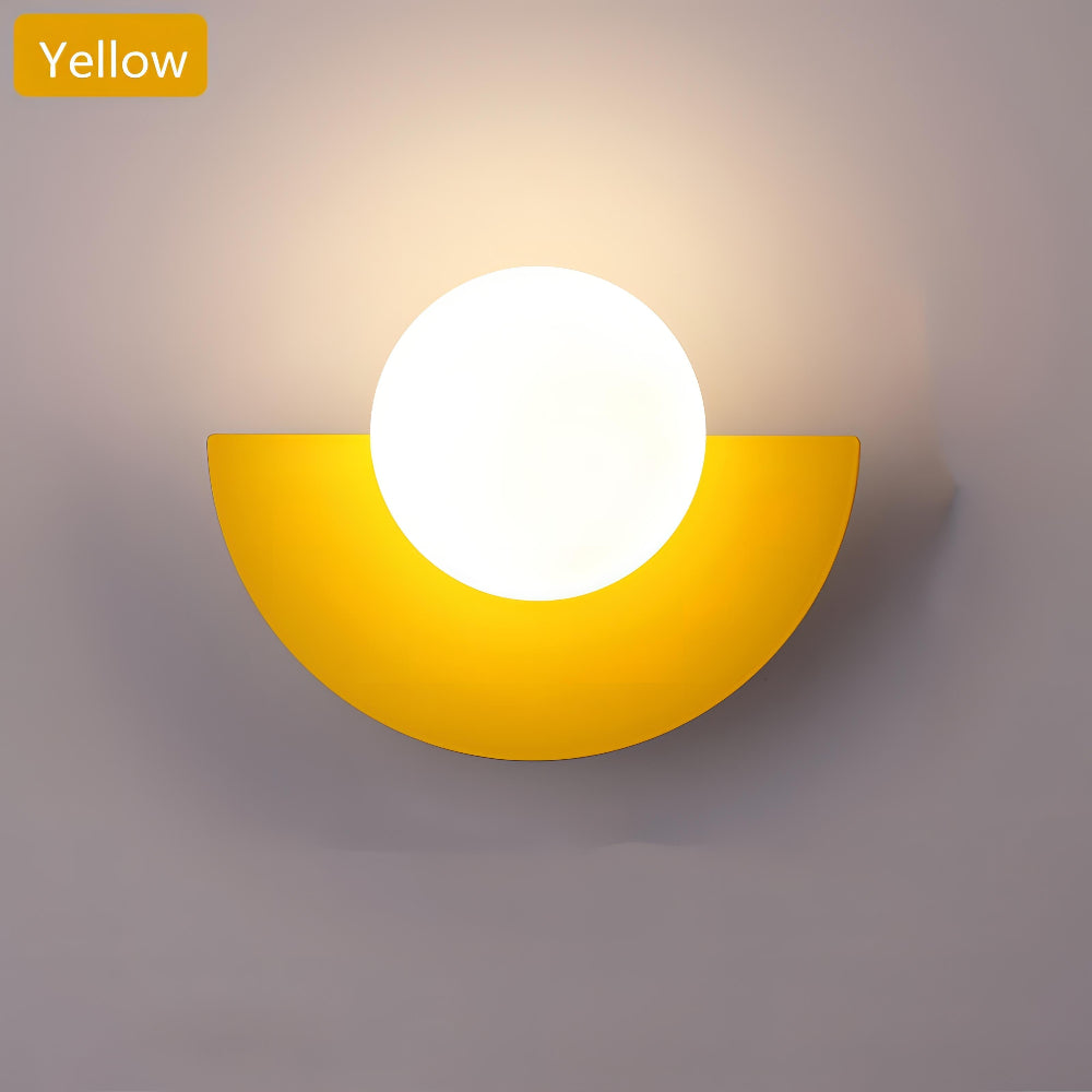 Lunaris Half-Moon LED Wall Light – Nordic Minimalist Design