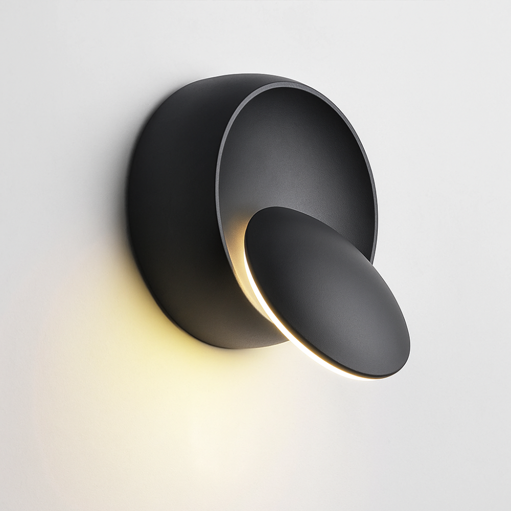 Orbit LED Wall Light – Elegant Rotatable Lamp for Modern Interiors