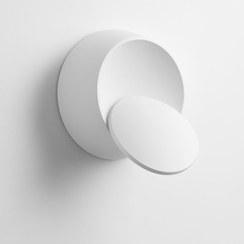 Orbit LED Wall Light – Elegant Rotatable Lamp for Modern Interiors