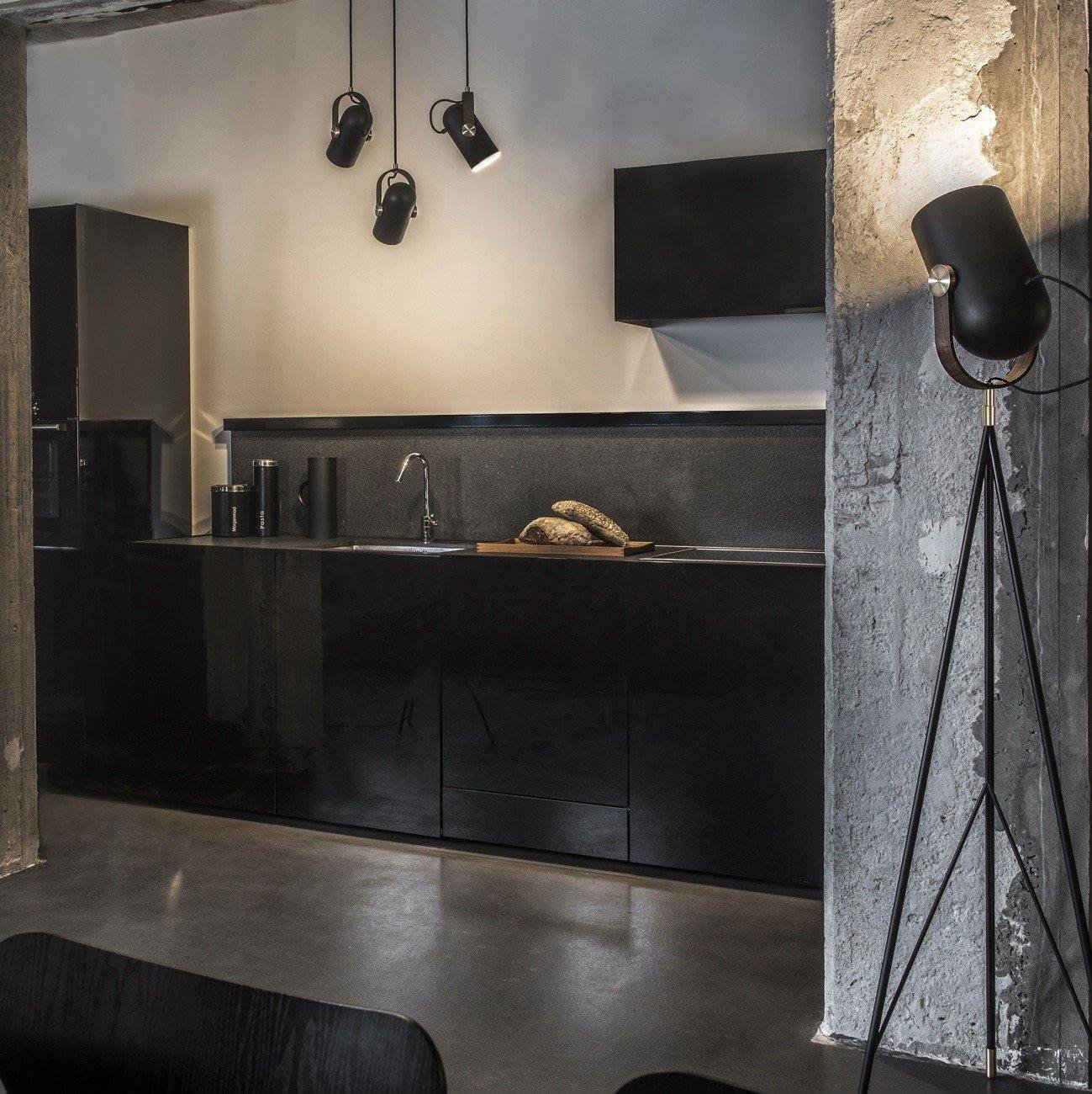 Industrial Marine-Style Pendant Light – Unique Nautical Design