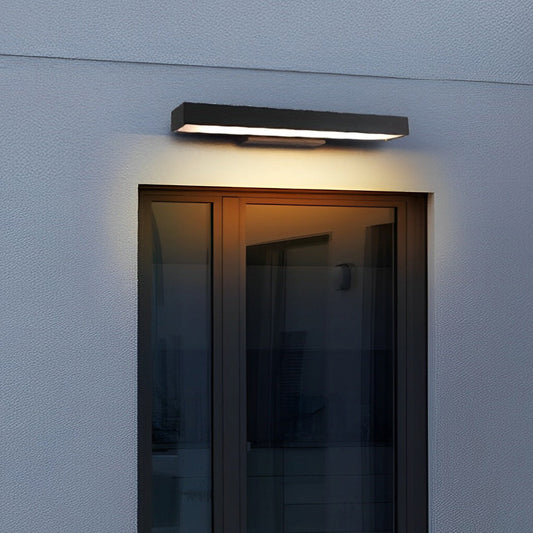 Amberly Home - Modern Black Stainless Steel Outdoor Wall Light