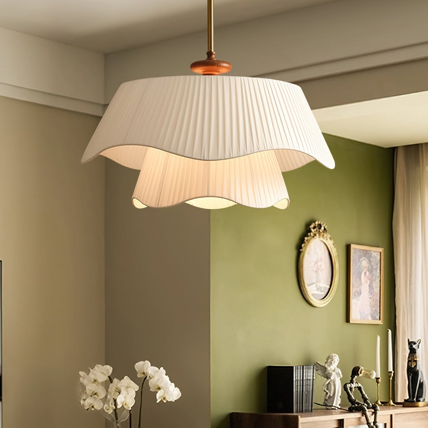Modern Glass Pendant Light – Elegant Kitchen Lighting for Island Spaces
