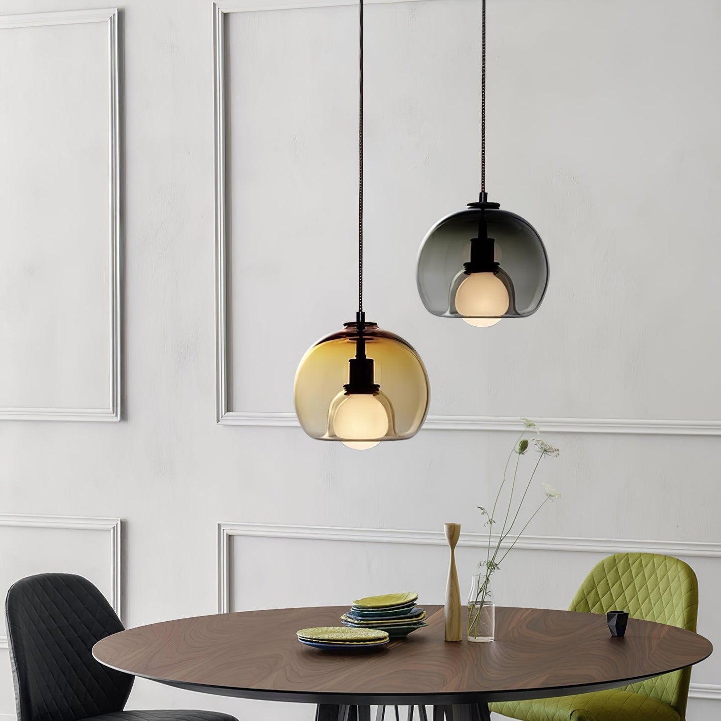 Minimalist Metal Pendant Light – Soft Illumination for Modern Spaces