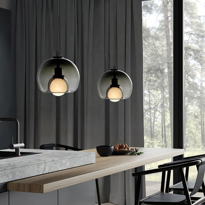 Minimalist Metal Pendant Light – Soft Illumination for Modern Spaces