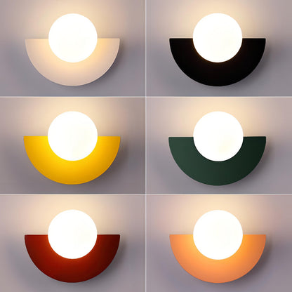 Lunaris Half-Moon LED Wall Light – Nordic Minimalist Design