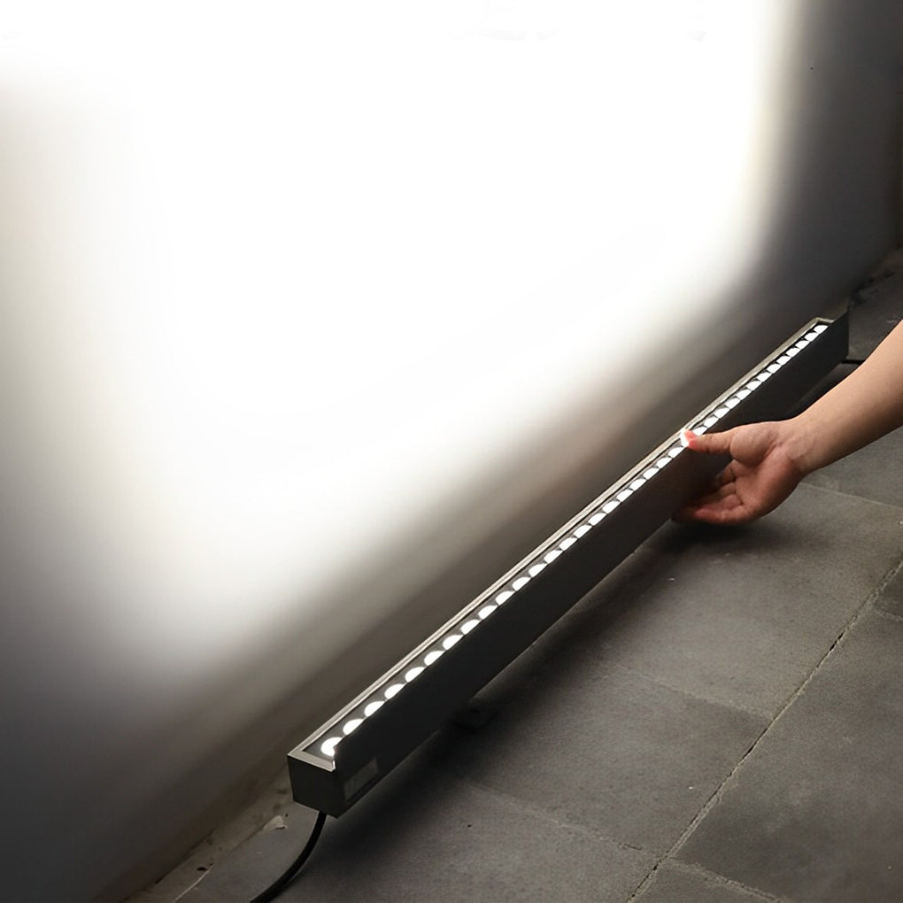 Modern Industrial LED Wall Washer – Elegant Landscape Lighting Solution