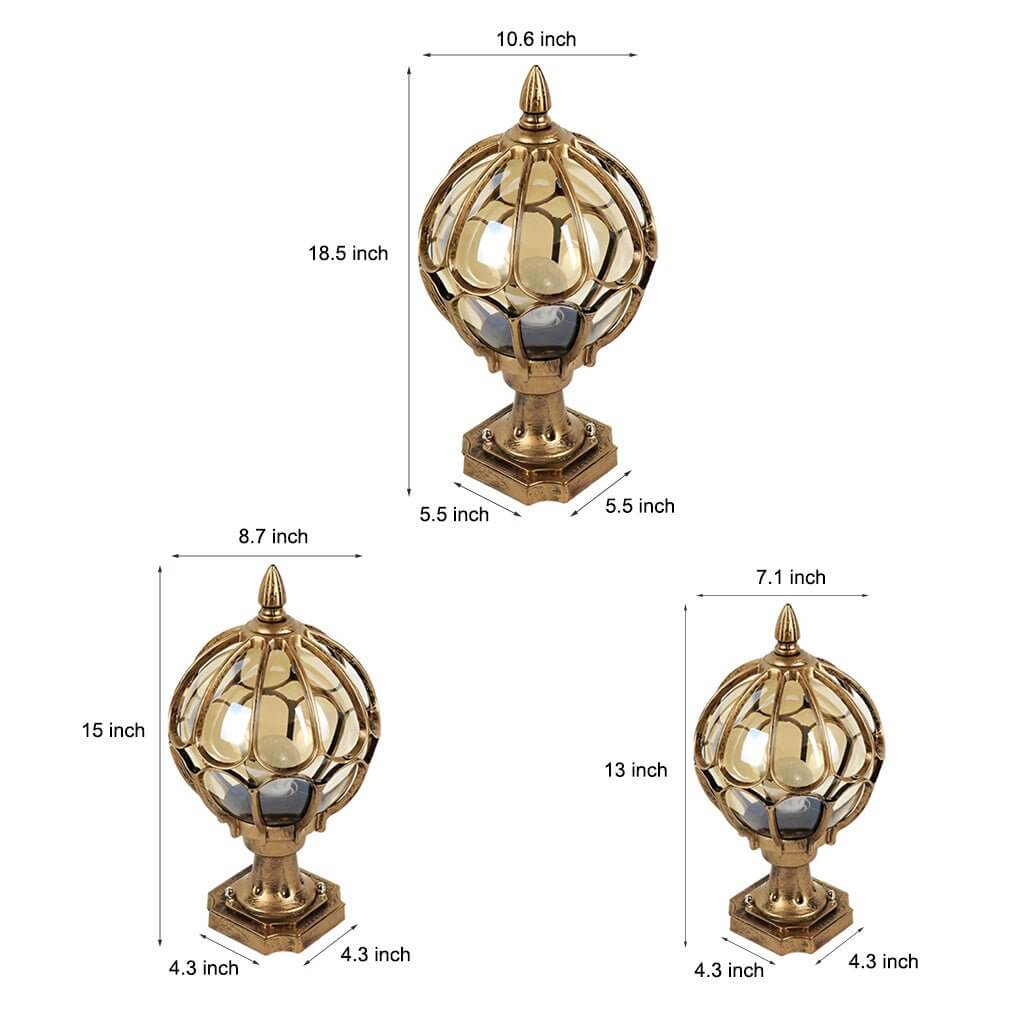 Vintage Outdoor Post Light – Elegant Glass Globe for Garden Lighting