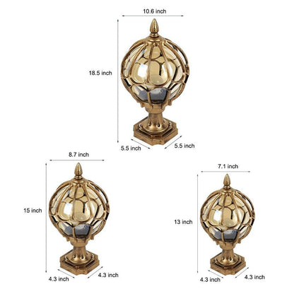 Vintage Outdoor Post Light – Elegant Glass Globe for Garden Lighting